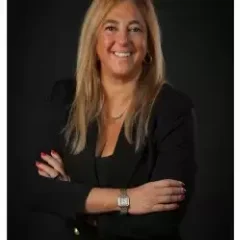 Elsa, lawyer in Lisbon